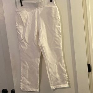 Belle by Kim Gravel Cream cropped leggings size 10 never worn